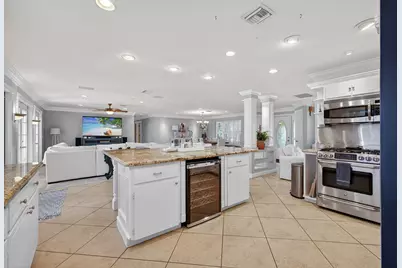 12046 Prosperity Farms Road, Palm Beach Gardens, FL 33410 - Photo 10