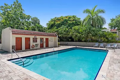 1707 Consulate Place #202, West Palm Beach, FL 33401 - Photo 4