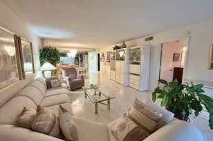 4725 Lucerne Lakes Blvd E, Lake Worth, FL 33467 - Photo 14