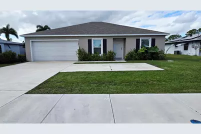 1346 SE Floresta Drive, Port Saint Lucie, FL 34983 - Photo 1