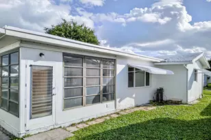 2003 SW 17th St, Boynton Beach, FL 33426 - Photo 32