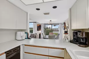 1111 George Bush Blvd, Delray Beach, FL 33483 - Photo 16