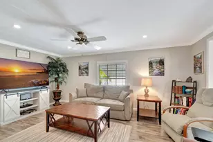 14001 Kingston Bay, Boynton Beach, FL 33436 - Photo 2