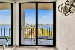 4200 N Ocean Dr, Singer Island, FL 33404 - Photo 24