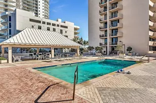 4200 N Ocean Dr, Singer Island, FL 33404 - Photo 44