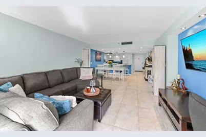 198 NW 67th Street #207, Boca Raton, FL 33487 - Photo 18