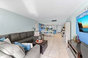 198 NW 67th St, Boca Raton, FL 33487 - Photo 18