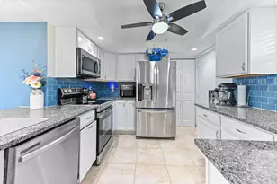 198 NW 67th St, Boca Raton, FL 33487 - Photo 6