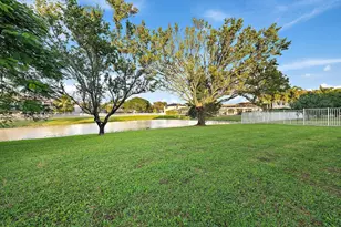 6206 Indian Forest Cir, Lake Worth, FL 33463 - Photo 10