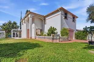 2151 NW 121st Ave, Plantation, FL 33323 - Photo 6