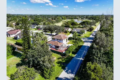 2151 NW 121st Avenue, Plantation, FL 33323 - Photo 14