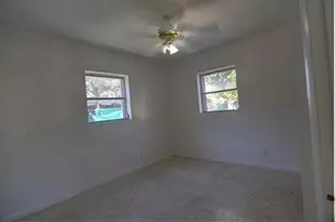 910 9th St, Lake Park, FL 33403 - Photo 28