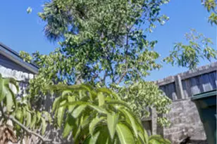 910 9th St, Lake Park, FL 33403 - Photo 18