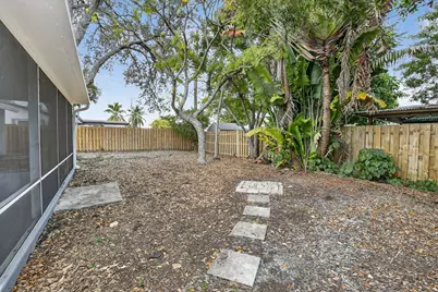 11631 NW 32nd Manor, Sunrise, FL 33323 - Photo 22