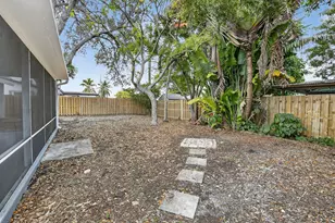 11631 NW 32nd Manor, Sunrise, FL 33323 - Photo 22