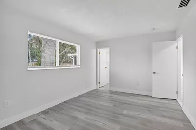 11631 NW 32nd Manor, Sunrise, FL 33323 - Photo 12