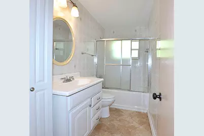 401 SE Tranquilla Avenue, Port Saint Lucie, FL 34983 - Photo 30