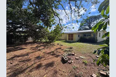 401 SE Tranquilla Avenue, Port Saint Lucie, FL 34983 - Photo 8