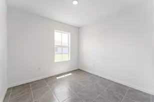 3372 Port St Lucie St, Port Saint Lucie, FL 34953 - Photo 8