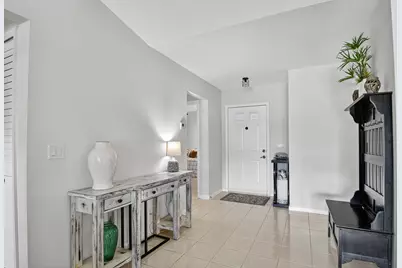 5710 Parkwalk Circle E, Boynton Beach, FL 33472 - Photo 8