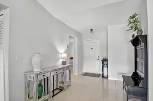 5710 Parkwalk Cir E, Boynton Beach, FL 33472 - Photo 8