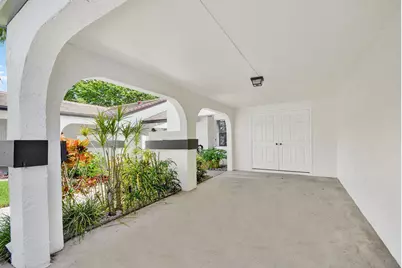 5710 Parkwalk Circle E, Boynton Beach, FL 33472 - Photo 6