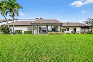 5710 Parkwalk Cir E, Boynton Beach, FL 33472 - Photo 30