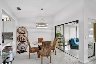 5710 Parkwalk Circle E, Boynton Beach, FL 33472 - Photo 14