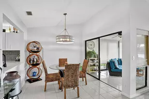 5710 Parkwalk Cir E, Boynton Beach, FL 33472 - Photo 14