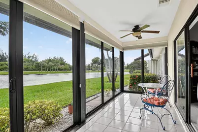 5710 Parkwalk Circle E, Boynton Beach, FL 33472 - Photo 2