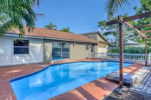 10404 Carmen Ln, Royal Palm Beach, FL 33411 - Photo 38