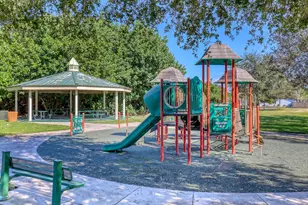 10404 Carmen Ln, Royal Palm Beach, FL 33411 - Photo 46