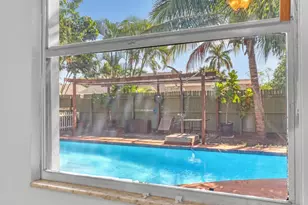 10404 Carmen Ln, Royal Palm Beach, FL 33411 - Photo 28