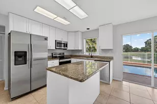 2698 Linkside Dr, Wellington, FL 33414 - Photo 12