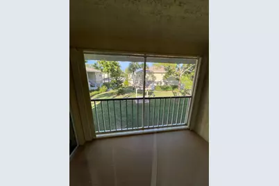 1550 SE Royal Green Circle #P-203, Port Saint Lucie, FL 34952 - Photo 12