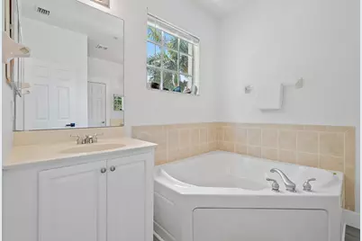 107 Pond Apple Lane #105, Jupiter, FL 33458 - Photo 18
