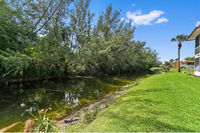 368 Lake Frances Drive, West Palm Beach, FL 33411 - Photo 20