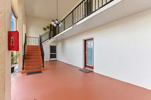 368 Lake Frances Dr, West Palm Beach, FL 33411 - Photo 2