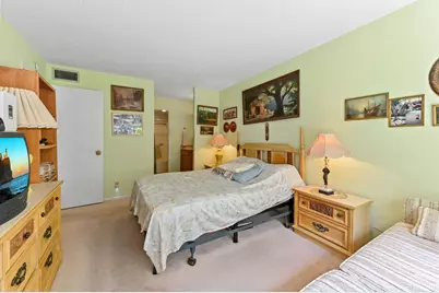 368 Lake Frances Drive, West Palm Beach, FL 33411 - Photo 14
