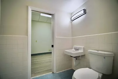 2231 NE 25th Avenue #1, Pompano Beach, FL 33062 - Photo 6