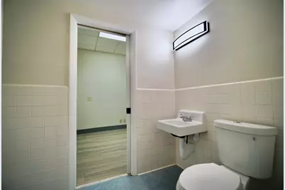 2231 NE 25th Avenue #1, Pompano Beach, FL 33062 - Photo 6