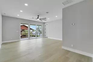 1013 NE Orange Ave, Jensen Beach, FL 34957 - Photo 18