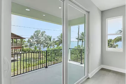 1013 NE Orange Avenue, Jensen Beach, FL 34957 - Photo 24