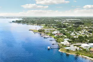 1013 NE Orange Ave, Jensen Beach, FL 34957 - Photo 14