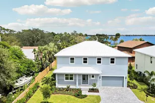 1023 NE Orange Ave, Jensen Beach, FL 34957 - Photo 2