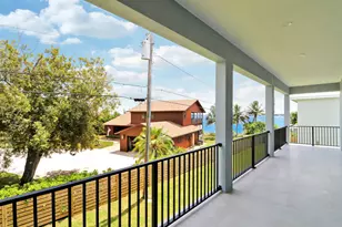 1023 NE Orange Ave, Jensen Beach, FL 34957 - Photo 34