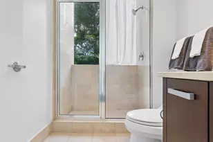 18101 Collins Ave, Sunny Isles Beach, FL 33160 - Photo 32