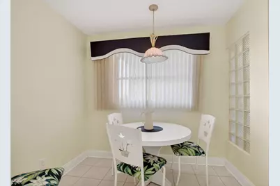 23249 Barwood Lane N #405, Boca Raton, FL 33428 - Photo 4