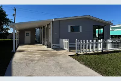 83 Flores Del Norte, Fort Pierce, FL 34951 - Photo 2