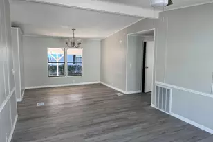 83 Flores Del Norte, Fort Pierce, FL 34951 - Photo 8